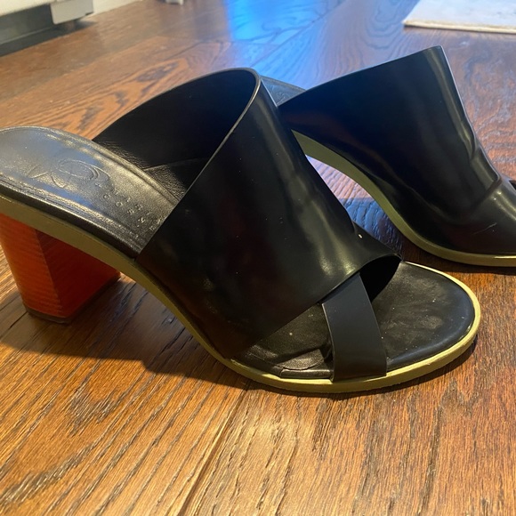 María Cornejo mules - Picture 1 of 5